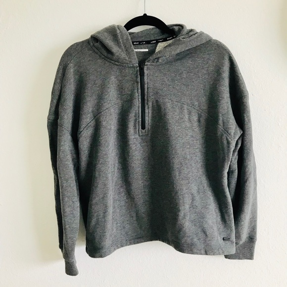 DKNY Sweatshirt - Picture 1 of 2